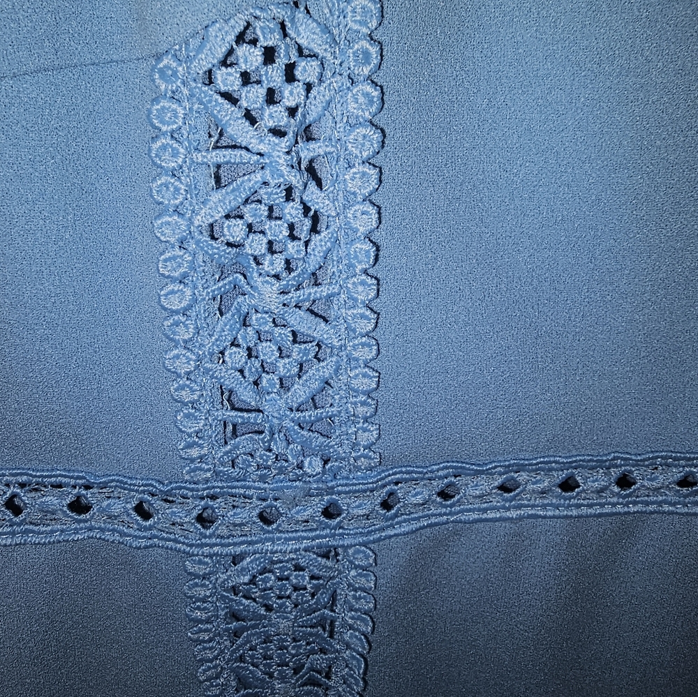 Dress - Picture 5 of 5